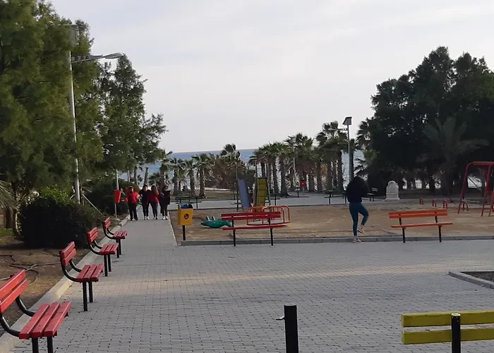 Semesterbostad House Near The