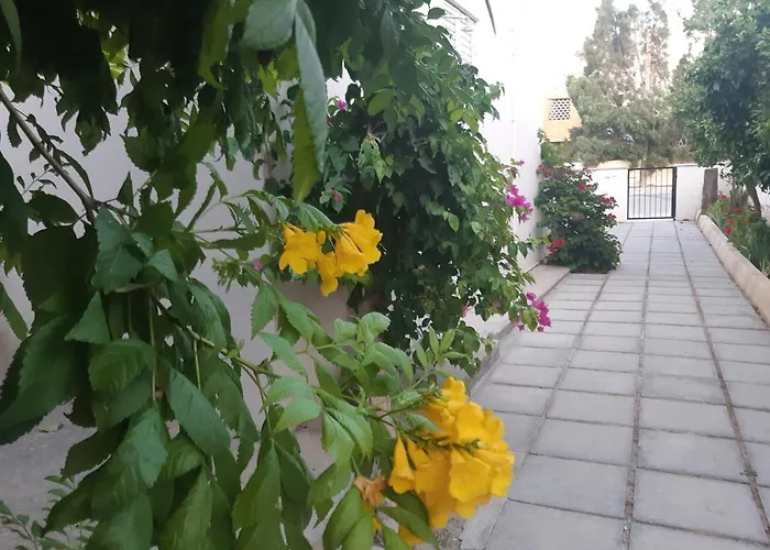 House Near The Semesterbostad Perivolia