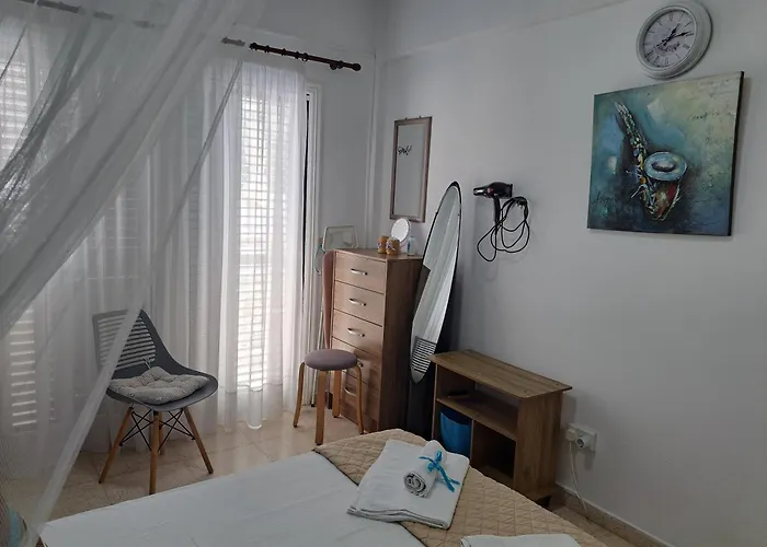 Semesterbostad House Near The Perivolia