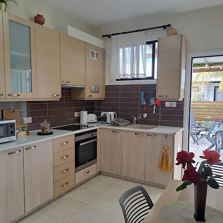 House Near The 펜션 페리볼리아