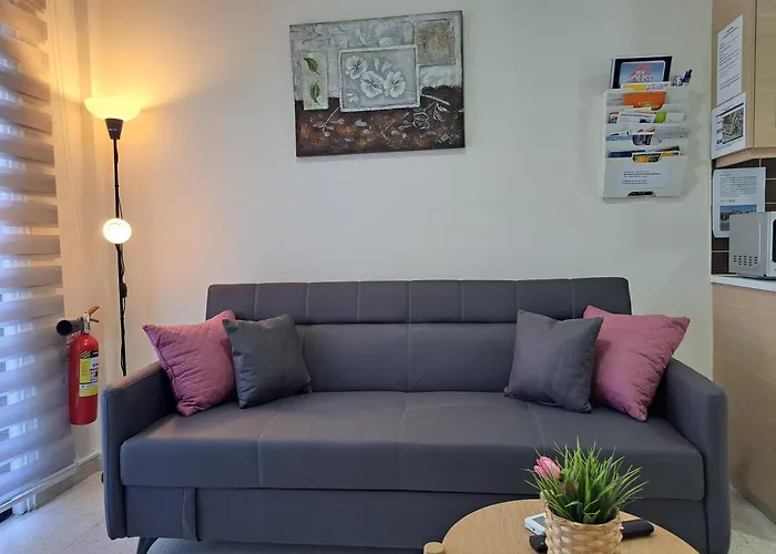 House Near The 別荘 *